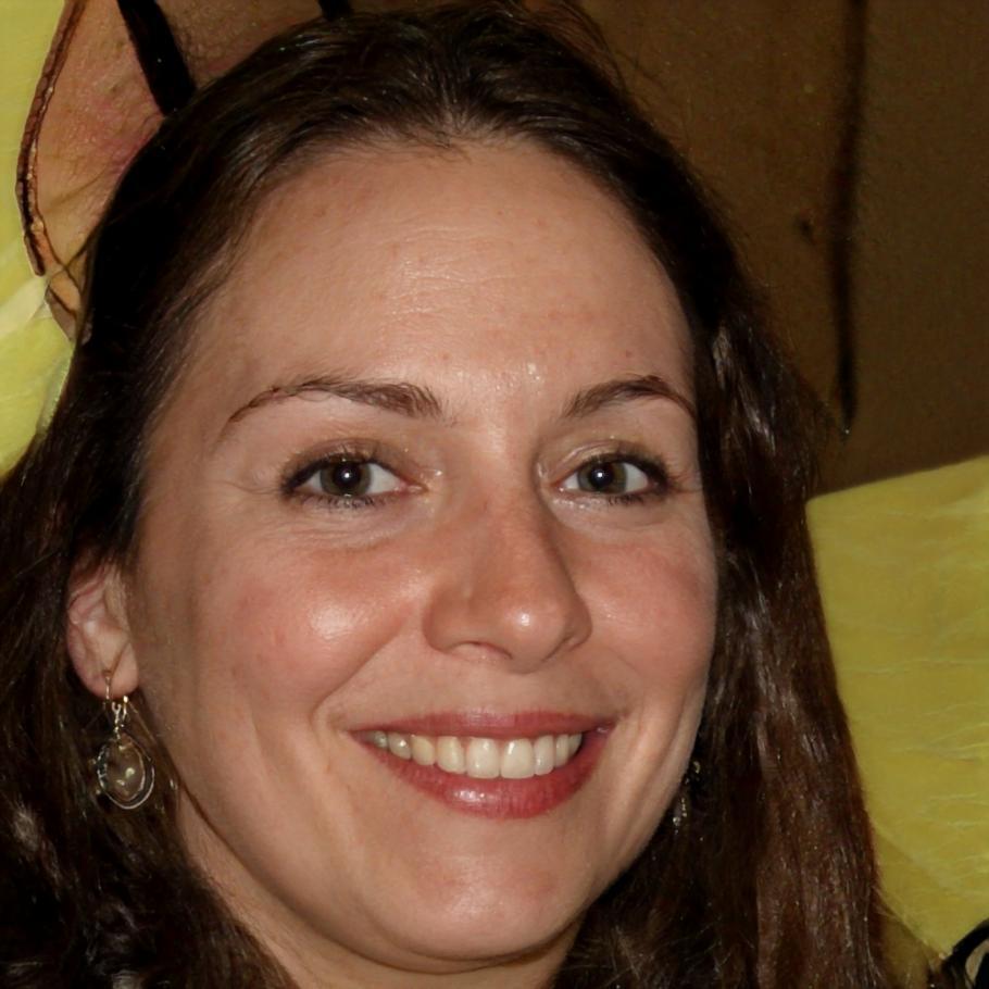 Portrait of Zaynia Pellish, Financial Planning Consultant